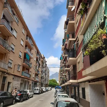 Isabel Apartament Apartman Gandía